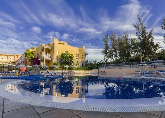 Coral Compostela Golf *